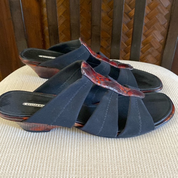Donald J. Pliner - Black/tortoise elastic Sandal 11m - Picture 3 of 7
